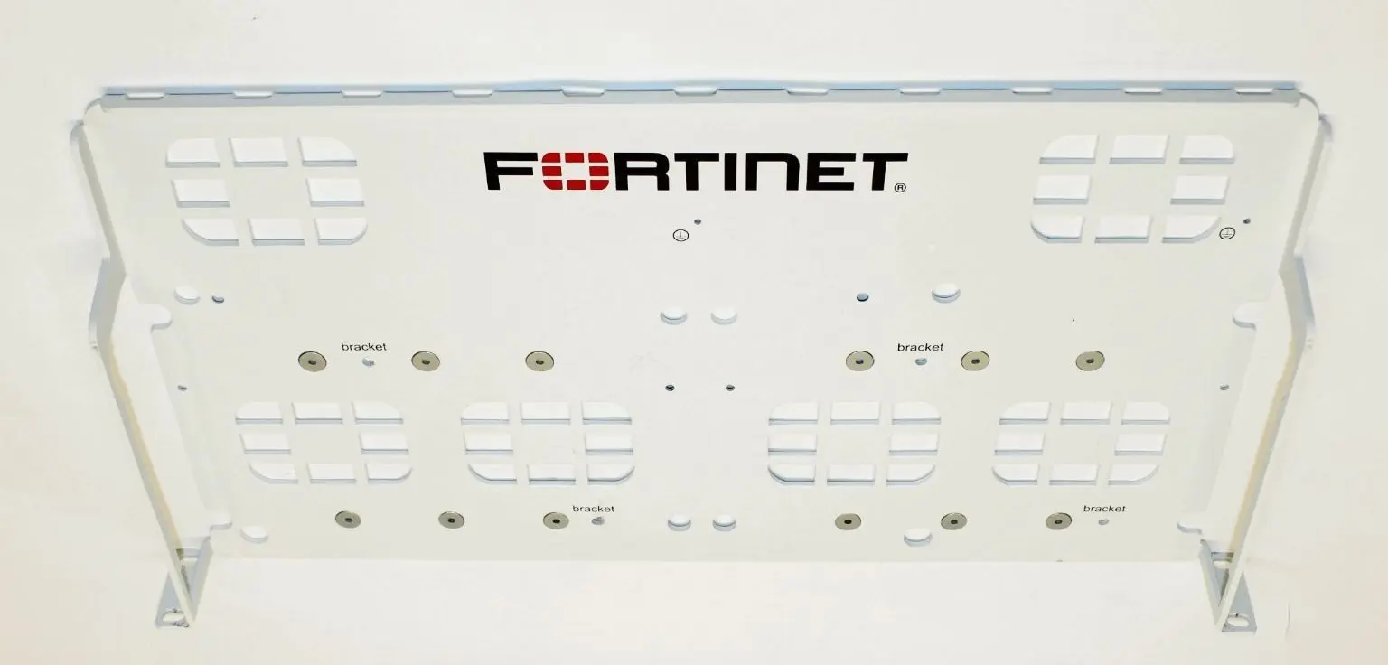 Крепление FORTINET Rack Mount Tray SP-RACKTRAY-01 - SP-RACKTRAY-01 Крепление FORTINET Rack Mount Tray SP-RACKTRAY-01 - SP-RACKTRAY-01